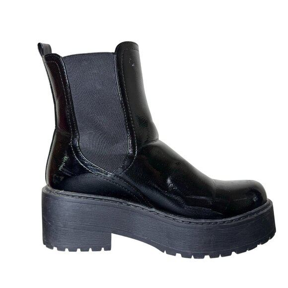 Soda "Yossi" Black Patent Leather Chunky Lug Sole Chelsea Boots, Size 10 - Picture 3 of 12